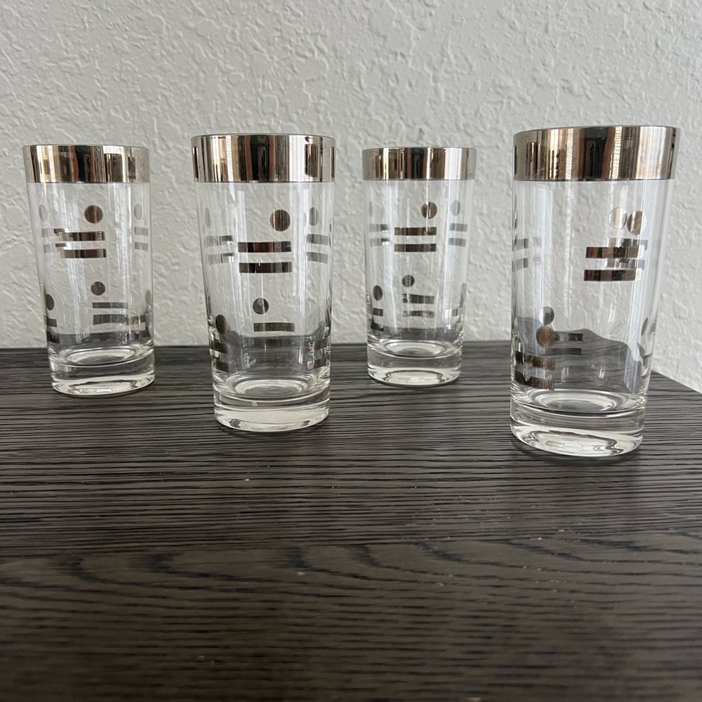 Vintage Tumblers 4 MCM Glasses Dorothy Thorpe Type Dot and Dash Silver Metallic